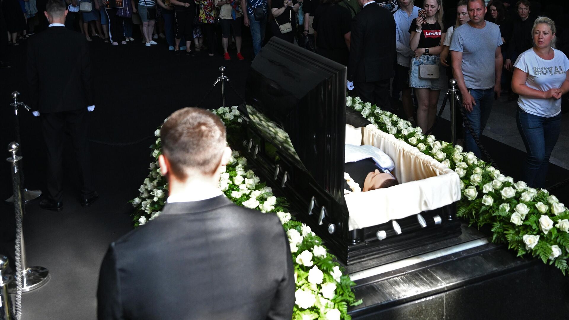 Прощание и похороны Юрия Шатунова